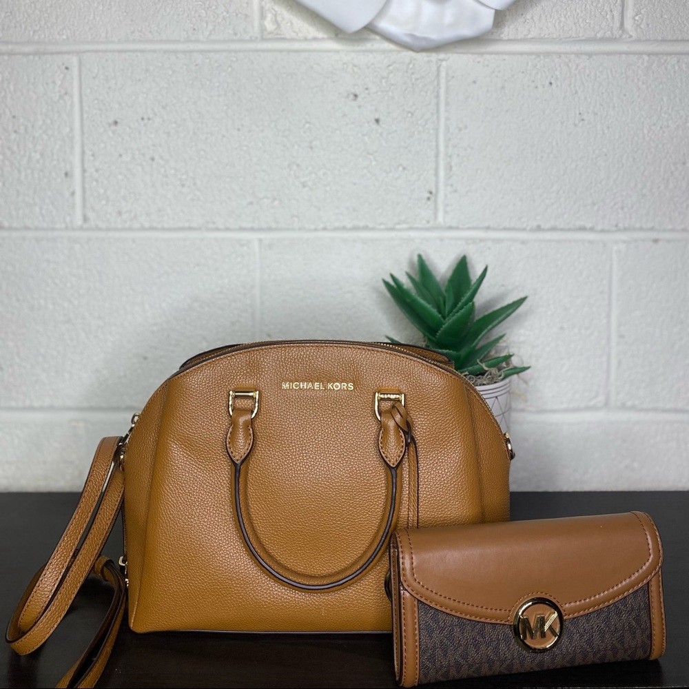 Michael Kors set